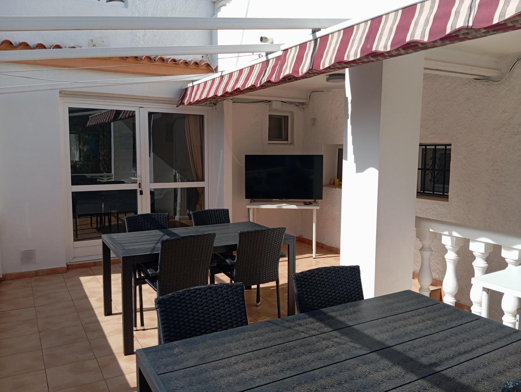 Villa Benucia Family Guest House La Nucía 외부 사진